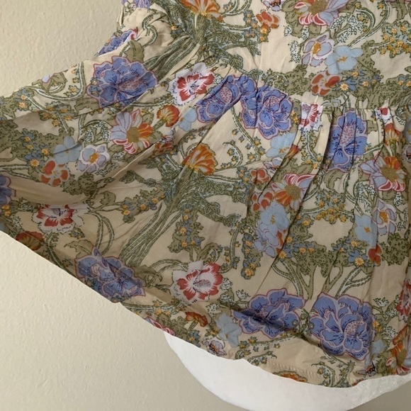 LF floral cropped tank top size S NWT - Picture 12 of 16